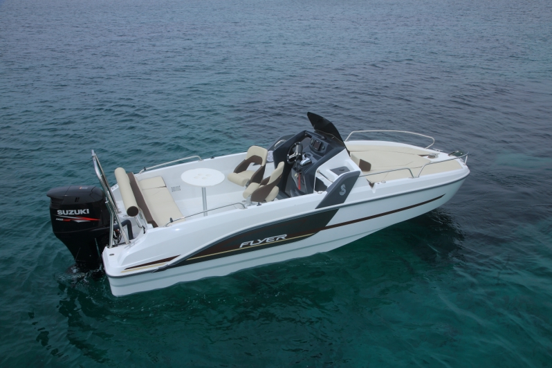 slider 2 Beneteau Flyer 6 SUNdeck